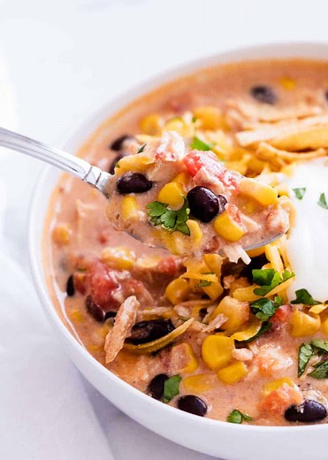 Creamy Chicken Enchilada Soup - I Heart Naptime