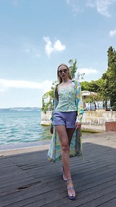 Regal walking in pure silk #clips #clipsss22 | Clips