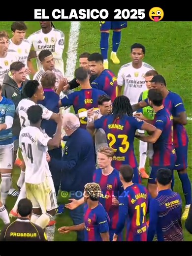el clasico fighting 🥶 #football #viral #tackles #fight #elclasico #ronaldo #messi #edit #skills