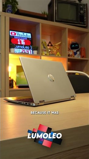 Sadly, no 5G... 🛜 #ibook #apple #macbook #retro #vintage #clamshell #ibookg3 #wifi #tech #facts