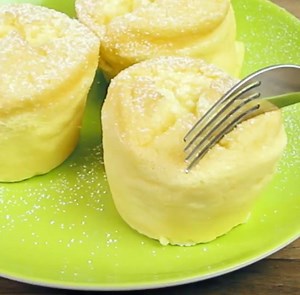 3.1M views · 18K reactions | Diese Törtchen sind luftig wie eine Wolke und brauchen nur 3 Zutaten. | Geniale Tricks | Facebook