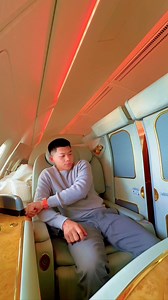 561K views · 10K reactions | 礪 គិតត្រឹមថ្ងៃទី1 ខែឧសភា ឆ្នាំ2025 ខ្ញុំធ្វើដំណើរបាន 72ប្រទេស នៃ 195ប្រទេស ជុំវិញពិភពលោក   72 / 195  | Chea Tong Hour | Facebook