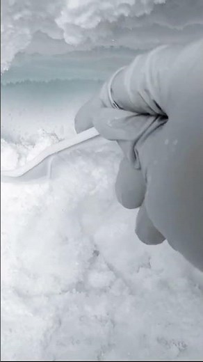 Freezer Frost Scrapping and Eating ASMR | Ice Frost Scrapping and Eating ASMR | #satisfying #asmr