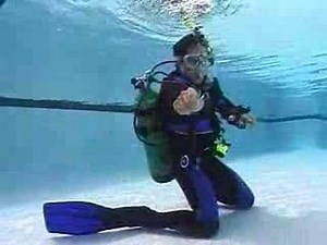 PADI Scuba Diving Skills: Regulator Recovery