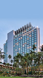 Your check-in experience just got a lot easier. 📲​ Download the Shangri-La Circle app and experience our latest mobile check-in feature! Skip the queue, breeze through with just a tap, and dive straight into your Shangri-La experience. ​ ​Your room’s waiting - no fuss, all luxury. ✨ ​ ​​ #shangrilasingapore #shangrilasg #shangrila #FindYourShangriLa #ShangriLaHotels #mobilecheckin #shangrilacircleapp | Shangri-La Singapore