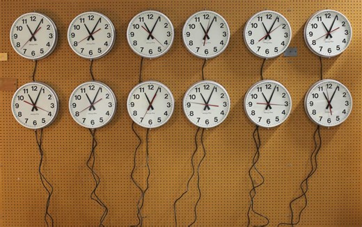 Ditch the switch? Senators debate future of daylight saving time
