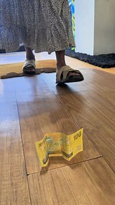 Not Kami putting a $100 note like bait 💀 You touch it — you tour the entire store 🛍️😂 #shopaholicfiji #boutique #fashion #fun | Shopaholic fiji