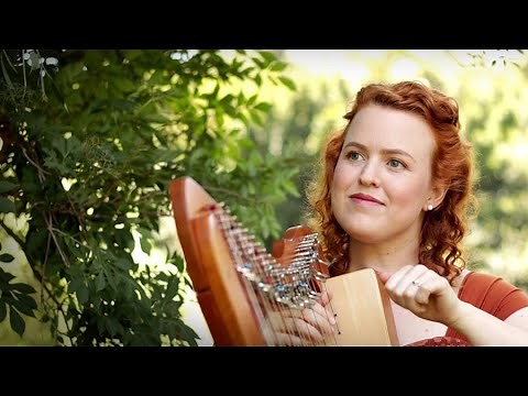 'Bridge Over Troubled Water' on a bridge (relaxing)