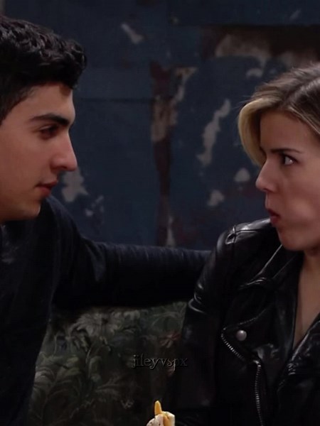 this scene>>>>///honestly i can’t be the only one who felt the tension///they’re honestly soo adorable- @sums ❤️‍🩹(Alex's version) @charlotte @~Holly~ @🦈✯ ᖇIᐯᗴᖇ ✯💀 @bryn🦋 @Summer @(taylor’s version) #jileysvspx #jiley #riley #james #tension #perswasive #inches #cute #hotjiley #tns4 #tns #thenextstep #fypシ