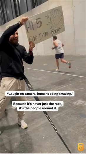 Will you let him know his ‘Hi 5 for extra boost’ actually worked? 🙌💛 #hyroxcommunity #hyrox | TrainRox