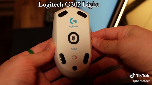 Logitech G305 Lightspeed Gaming Mouse Review