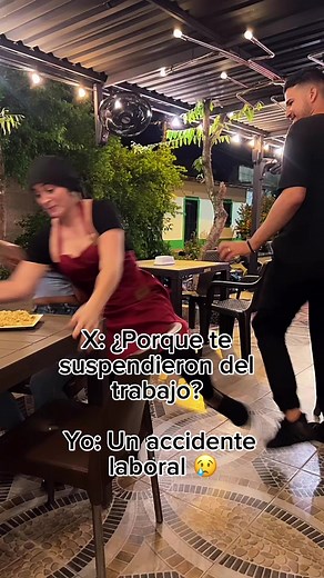 Suspendida de tres días: Una comedia rápida