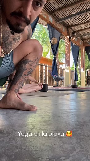 1K views · 4 comments | Júntate con personas que te lleven a yoga en donde sea ✨ | Surya Yoga | Facebook