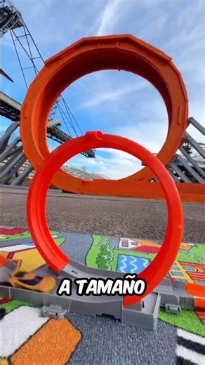 Construyeron un bucle gigante de Hot Wheels 😲