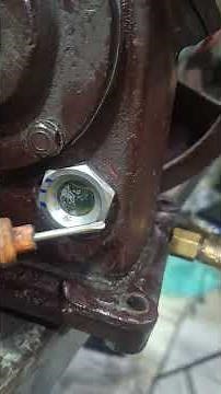How to check. How to know the compressor oil level #mechanics #compressor #oil #compressedair #cy...