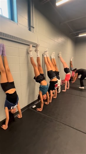 Pinewood Middle School Cheer on Instagram: "29 future cheerleaders. One unforgettable Saturday. 👏🏽 We hosted our first ever cheer clinic at Pinewood Middle School for 6th, 7th, and current 8th graders. So proud of the girls who showed up excited to learn, grow, and get a glimpse of what next season holds. Stay tuned for our next clinic date! 🤩🤩🤩 #cheerclinic #worldcheerexchange #cheer"