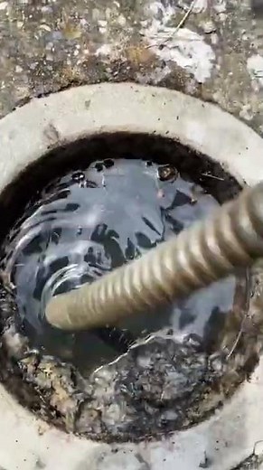 Drain cleaning sound effect