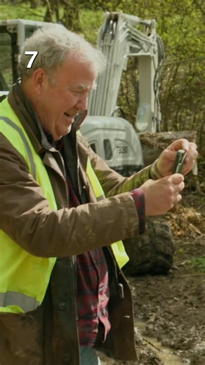 These 2 are comedy gold 🤣 #JeremyClarkson #ClarksonsFarm #FarmLife #Farming | Life on the Farm Rush