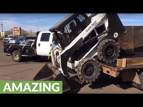 Mind-blowing Bobcat skid-steer skills at job site