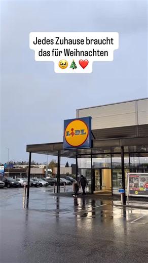 161 reactions · 10 comments | Kleiner Scherz, eigentlich verkaufen wir es 來#diffuser #humidifier #diffuseraromathearpy #aromatherapy Verwandle dein Zuhause in Weihnachtszauber mit wohltuendem Duft und sanftem Licht. 珞☺️  Hol dir jetzt den Aroma-Diffuser mit 50% Rabatt!  https://nervige-geschenke.com/products/aromakamin | Aromakamin | Facebook