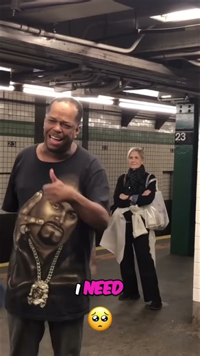 😍 Subway Performer Mike Yung - Unchained Melody (23rd Street Viral Sensation) ❤️ #Shorts