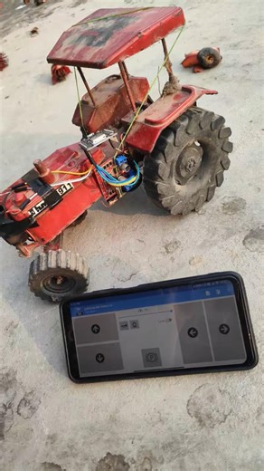 Making RC Tractor using ESP8266 #RCTractor 🚜 #NodeMcu #DIYrc #ESP8266projects #RoboticsProject
