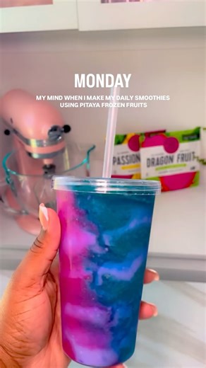 Chrisa, MBA on Instagram: "Monday - Friday Pretty Healthy & Delicious Smoothies Using @pitayafoods Frozen Fruits (SAVE FOR LATER) 🩷😋 Monday: Dragonfruit Passionfruit Blue Spirulina Pineapple Juice Tuesday: Passion fruit Spinach Strawberry Yogurt Pineapple Juice Wednesday: Dragonfruit Strawberries Cranapple Juice Yogurt Thursday: Passionfruit Spinach Mango Juice Yogurt Friday: Pomegranate Dragonfruit Blue Spirulina Cranmango Juice Crangrape Juice You can find these frozen fruits at Wholefood, P