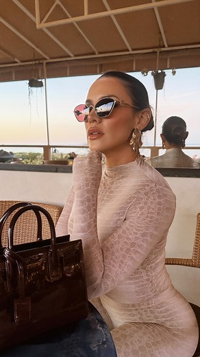 Andrea Espada on Instagram: "This is what happens when you have a teenager son 🤣 @kingferran #mom #momlife #life #lifestyle #son #happy #happiness"