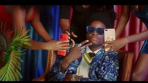 Lasmid – Friday Night (Official Video)