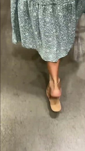 Click clack sound of walking in heels | High Heel asmr | Heels and sundresses