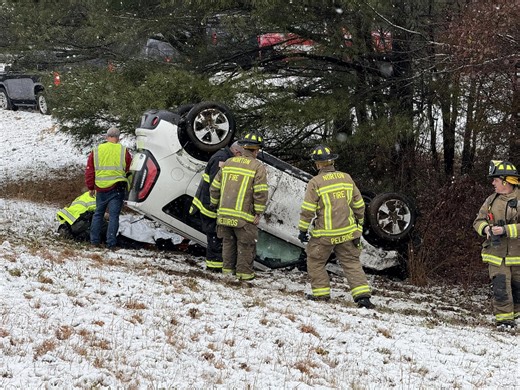 4 people hospitalized, 3 seriously injured in Route 495 crash in Mansfield | ABC6