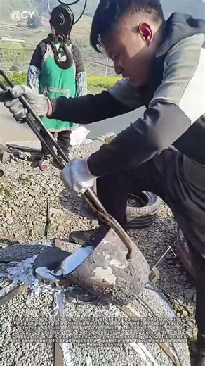 Pouring Liquid Metal into a Mold! The Art of Casting Aluminum 🪔 | Foundry Life