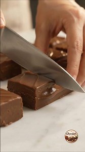 🍫🤎 Creamy Chocolate Fudge | Easy No-Bake Fudge Recipe