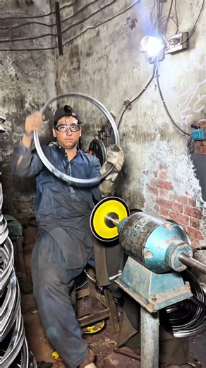 How Heavy Duty Rims Are Made | Strong Steel Rim Manufacturing Process