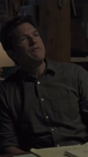 Mehmet Uyan on Instagram: "One betrayal can shatter a lifetime of love Jason Bateman is something in this scene from Ozark. Every line delivery, pause, every crack in his voice carries heartbreak in a way that makes you want to look away, and yet you can’t. Watching Marty confront Wendy (Laura Linney) about what she did, how she kept saying yes when she could have said no, is just brutal. You feel that weight of someone you trusted most cutting you open, and you're forced to ask yourself: could 