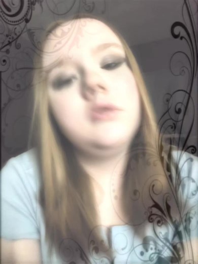 Ladybug 🐞 💮 (@under.myumbelly23)’s videos with Girlfriend - Avril Lavigne