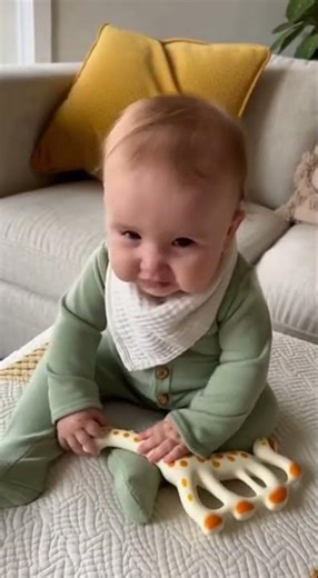 “Baby’s Adorable Sneezing Fit 😭😂 Cutest Tiny Sneezes Ever!”‎