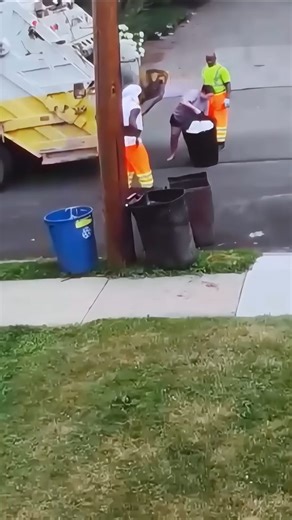 Platform Pods on Instagram: "She decided to dump the two heavy trash bins herself #truestory #usa #storytime #fyp #foryou story foryoupage"
