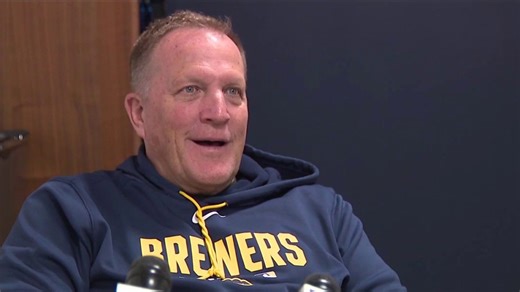Pat Murphy enters third season as Brewers manager