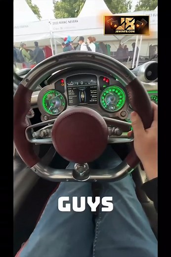 The new Pagani Utopia interior is a retro and modern design combining lots of top of the line material with ambient lighting #Pagani #PaganiUtopia #Utopia #帕加尼 #Paganicar | CAR World