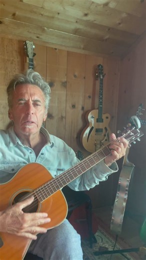 Try this simple move with an E minor chord. #eminor #guitartip #guitarlesson