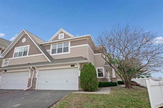 9980 Indigo Dr, Eden Prairie, MN 55347 - MLS 7048003 - Coldwell Banker