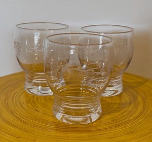 Stuart Crystal Glasses: Etched Grape Vine Design, Made in England. Set of 3. - Etsy Australia