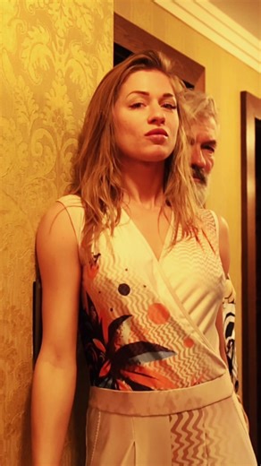 Exploring Model Life: Fashion Insights from a Polish Girl