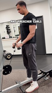 Introducing the W Grip, where precision meets power 💪 Switch angles. Control tension. Feel every rep. The Uclips W Grip delivers smooth, ergonomic motion for cable rows, pulldowns, and presses — built from solid stainless steel for unmatched durability and performance. Train stronger. Move better. Elevate your setup with the W Grip. | Uclips