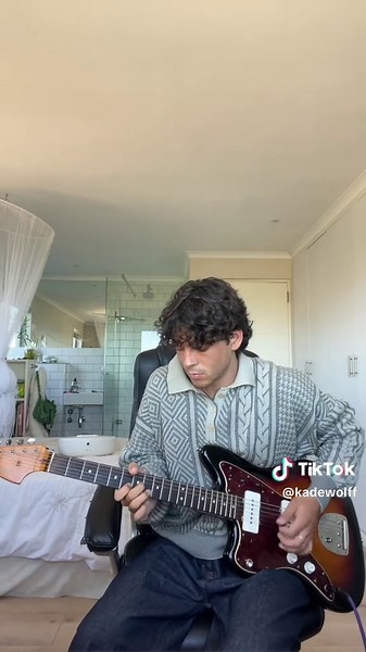 Johnny B Goode Cover: Guitar Solo Experience