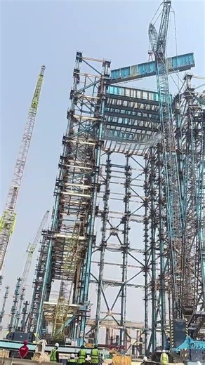 Ceiling Girder Erection 800MW