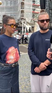 Frida Gold im Radio Bochum-Interview 🎤 Wir haben mit den beiden unter anderem über ihre neue EP Morgenrot und über die Verbindung zu Bochum gesprochen. 🫶 Heute Abend ab 22 Uhr spielen Frida Gold auf der Moritz Fiege Bühne. 🎶🕺 | Radio Bochum