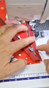 ✂️How To Make a Simple Zipper Pouch With Handle.Beginner. 🧵🪡#DIY #sewing #tutorial #reels | Amika crafts