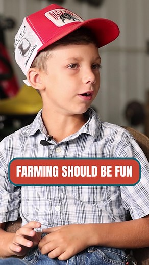Pass down the plow! @justajacksonthing is all for teaching the “younger” generation the ropes of farming 🚜 #justajacksonthing #jacksonlaux #farmer #youngfarmer #kidfarmer #tractorkid #johndeere #tractor #farming #agriculture